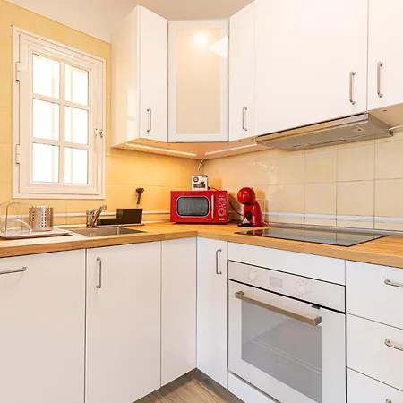 Floor With Ocean View Апартаменты Адехе