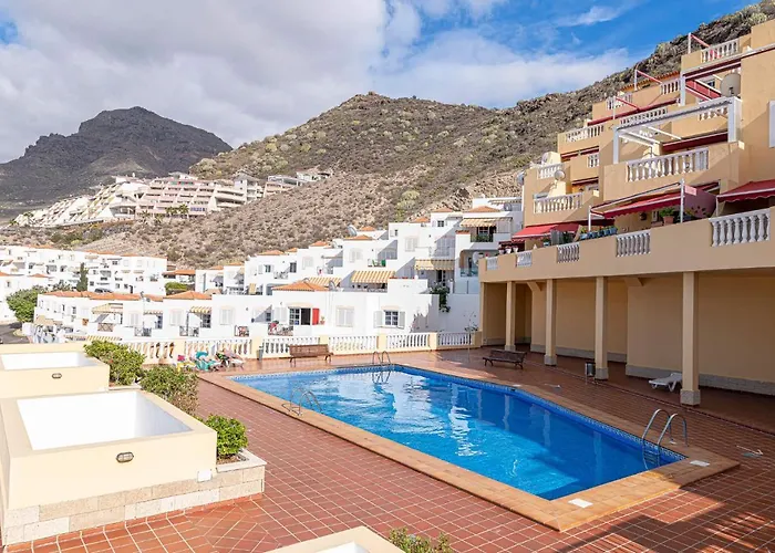 Floor With Ocean View Апартаменты *