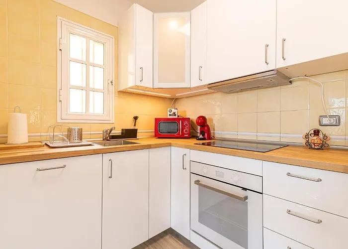 Floor With Ocean View Апартаменты Адехе